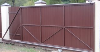Купить откатные ворота из профнастила Петропавловск-Камчатский, цена от 1798 руб.