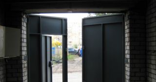 Купить гаражные ворота распашные Петропавловск-Камчатский, цена от 3965 руб.