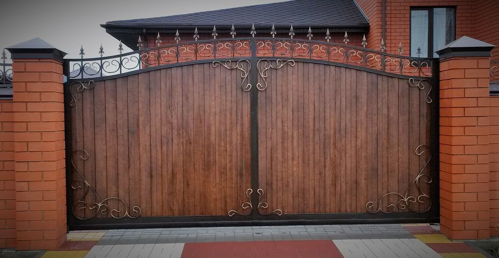 Купить простые ворота для дома: советы по выбору, установке и уходу в Петропавловске-Камчатском от 33831 руб | ВоротМастер-Птк